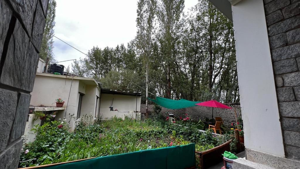 Hidden Leaf Homestay Leh Dış mekan fotoğraf